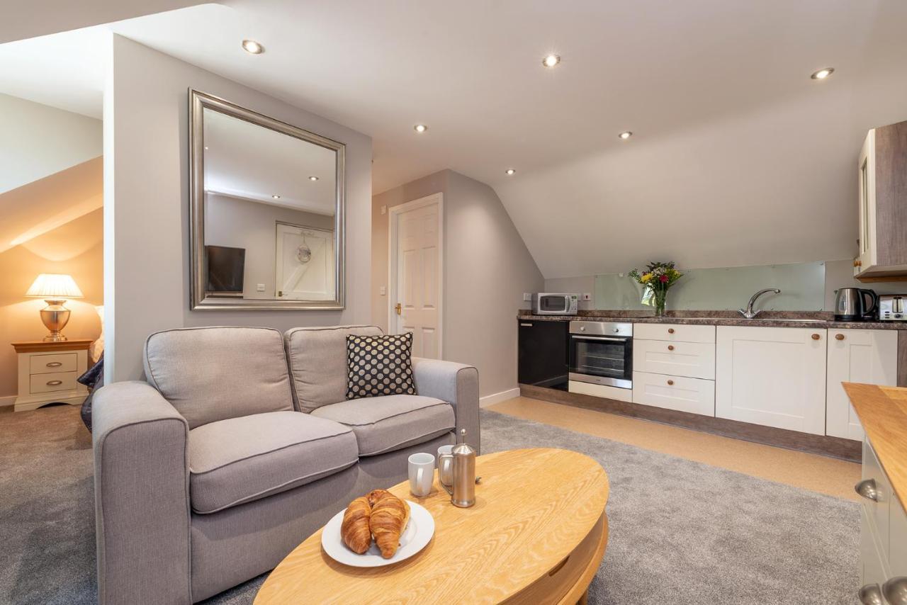 Hamble Retreat Studios And Lodge Warsash エクステリア 写真